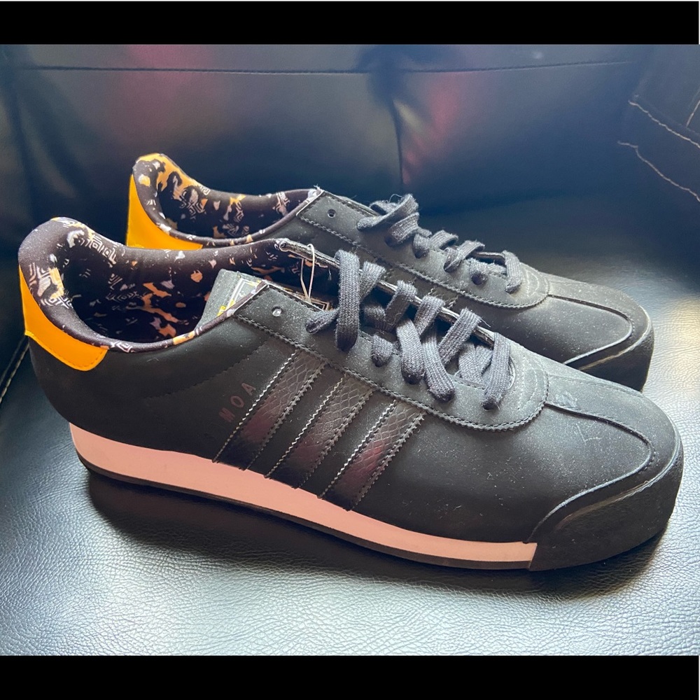 Brand New Men’s Adidas Samoa